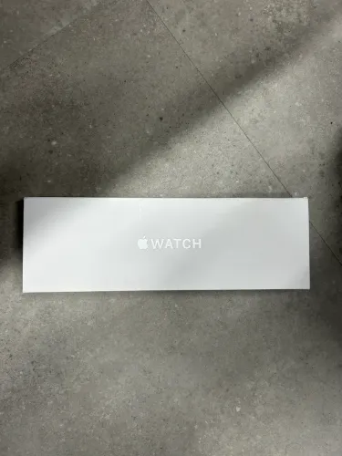 Apple Watch Series 11 42mm Jet Black GPS NOVO LACRADO