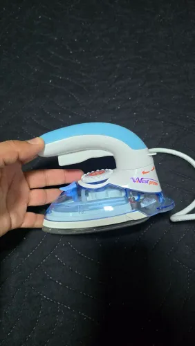 Mini Ferro de Passar West Press