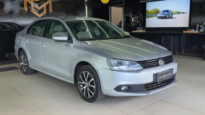 Volkswagen Jetta Comfortline 2.0 T.flex 8V 4P Tipt. 2012