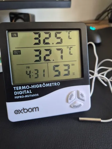 Medidor de temperatura e umidade ambiente c sensor externo e interno
