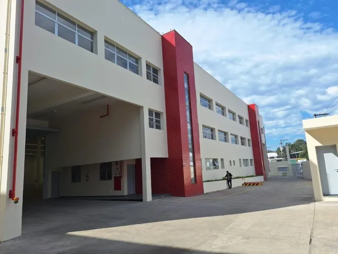 GALPÃO COM 11 METROS PÉ DIRETO NO KM 28,5 RAPOSO TAVARES FL14