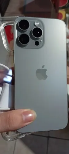 Vendo Iphone 15 Pro Max 256 GB em perfeito estado, Bateria 90%, por R$ 4100