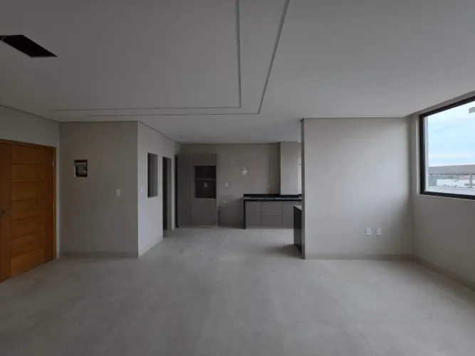 Apartamento à venda, 3 quartos, 1 suíte, 2 vagas, Bom Pastor - Divinópolis/MG