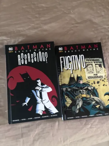 Batman Bruce Wayne Fugitivo e Assassino