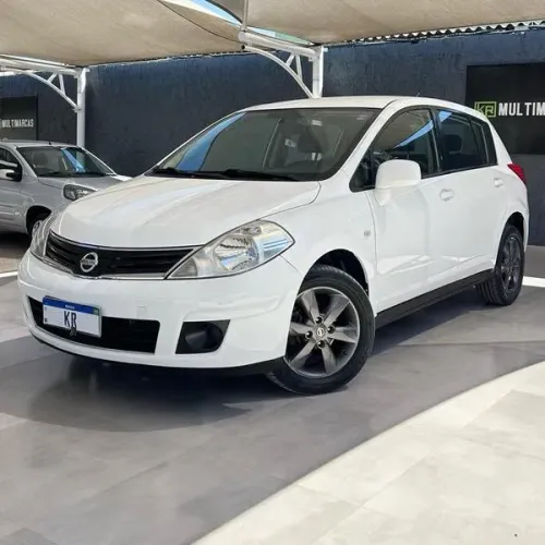 Nissan Tiida S 1.8/1.8 Flex 16V Mec. 2013