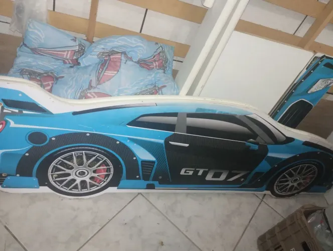 Vendo uma cama infantil 