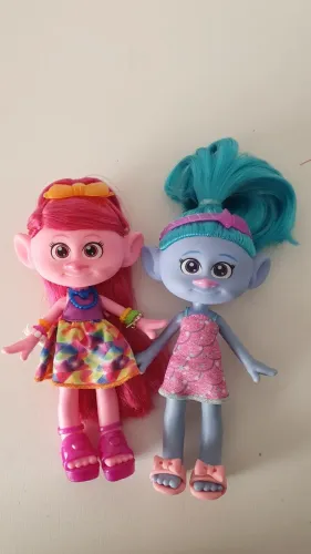 Bonecas trolls chenille e poppy originais