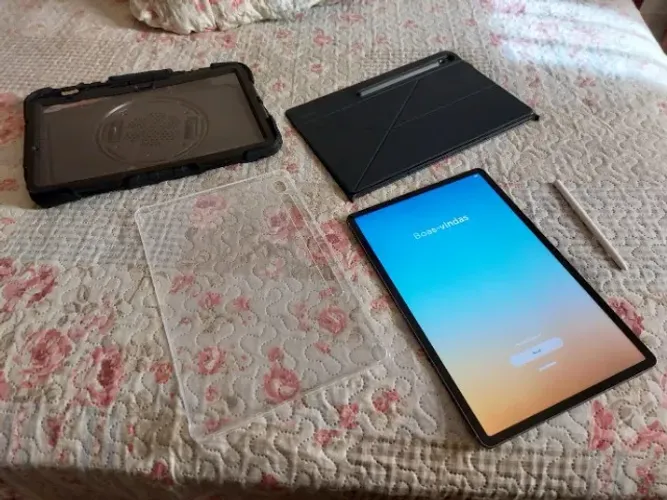 Samsung Galaxy Tab S10 FE+ Wi-Fi - 13,1" - 8GB RAM / 128GB