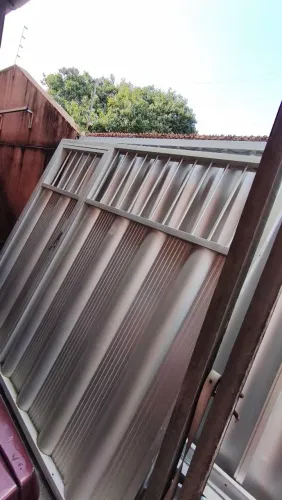 PORTÃO DE ALUMÍNIO 2,00 X 2,10