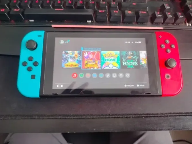 NINTENDO SWITCH SEMI NOVO - PRONTO PARA JOGAR!