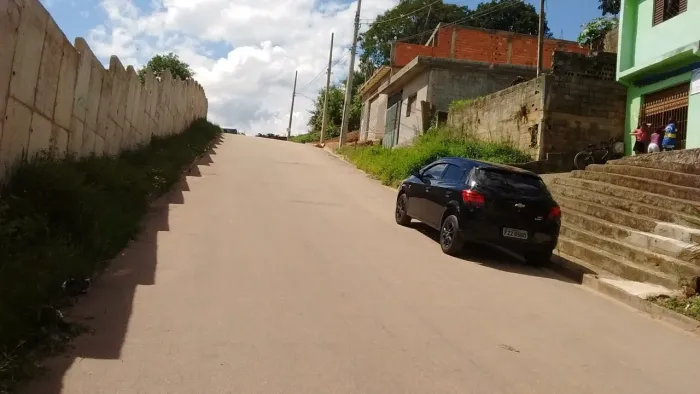 VENDO OU TROCO TERRENO