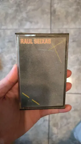 Fita Cassete - Raul Seixas, o segredo do universo lacrado