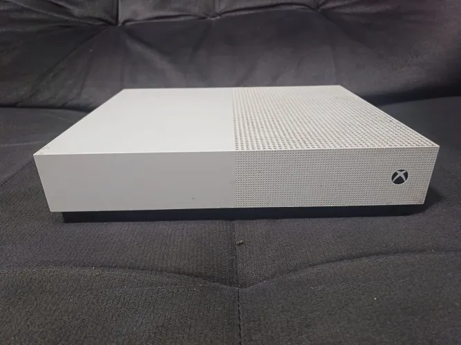 Xbox One S - Sucata