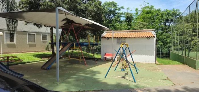 Alugo apartamento