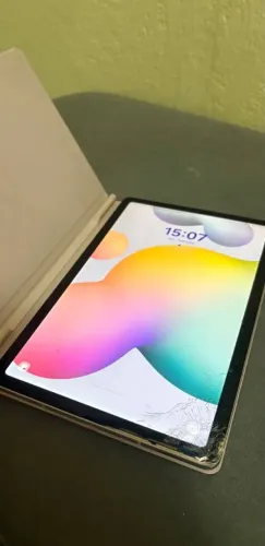 Tablet Samsung Galaxy Tab S6 Lite com defeito na tela