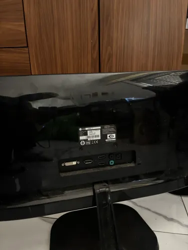 VENDO MONITOR LG 25 POLEGADAS ULTRAWIDE 
