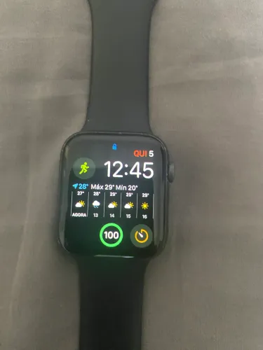 Apple Watch - 44m / series 5 (83% bateria)