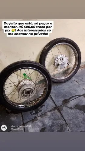 Vendo rodas em raiadas
