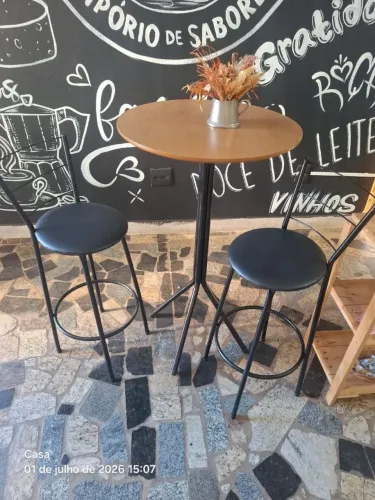 Banquetas com bistro
