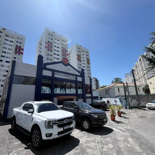 Prédio Comercial para Venda em Salvador, Imbuí