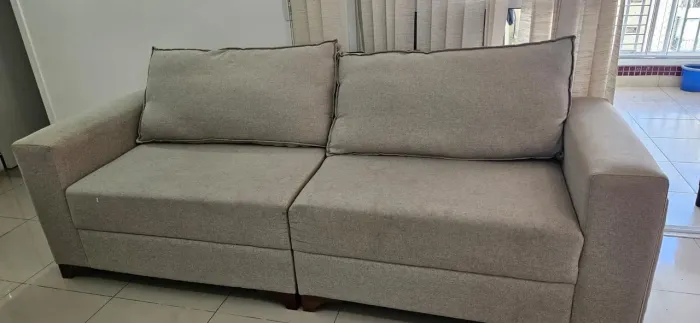Sofá de linho seminovo