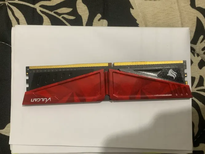 Memória 8GB DDR4