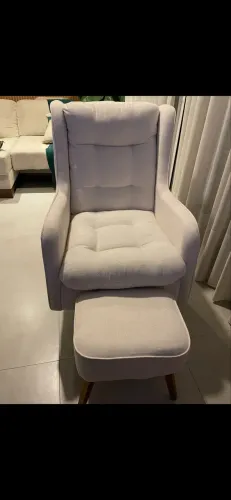 Poltrona de amamentação