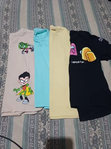 Kit de camisetas infantis