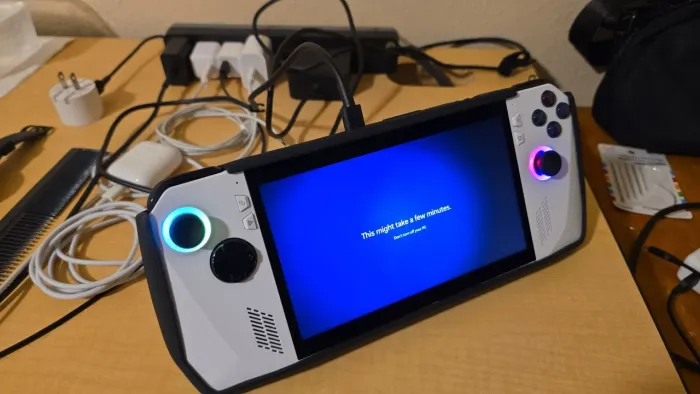 Console ASUS ROG ALLY