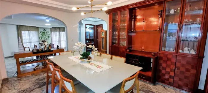 APARTAMENTO EXCLUSIVO COM VISTA DEFINITIVA PARA O BOSQUE DOS BURITIS