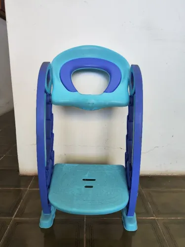 Assento Redutor Infantil com Escadinha (Cohajap)