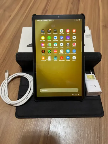 Samsung Galaxy Tab A9 4G (SM-X115) - Estado de Novo | Caixa + Case + Carregador Original