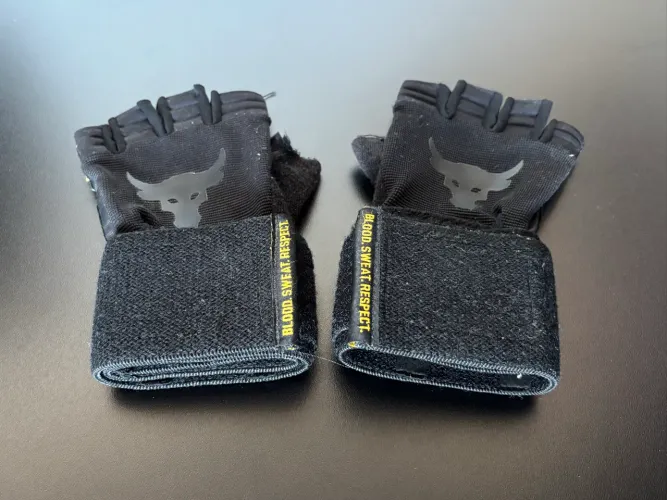 Luva Under Armour Project Rock Training Preto Unissex P