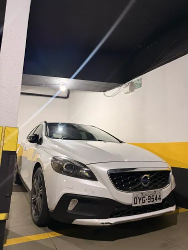 Volvo V40 T-5 Cross Country 2.0 AWD Aut. 2014