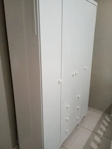 Guarda roupa infantil
