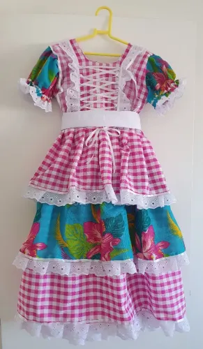 Vendo vestido junino 10 a 12 anos
