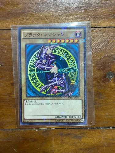 Mago Negro Japonês YuGiOh