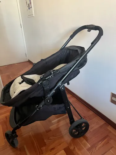 Carrinho de Bebê + Bebê Conforto Galzerano