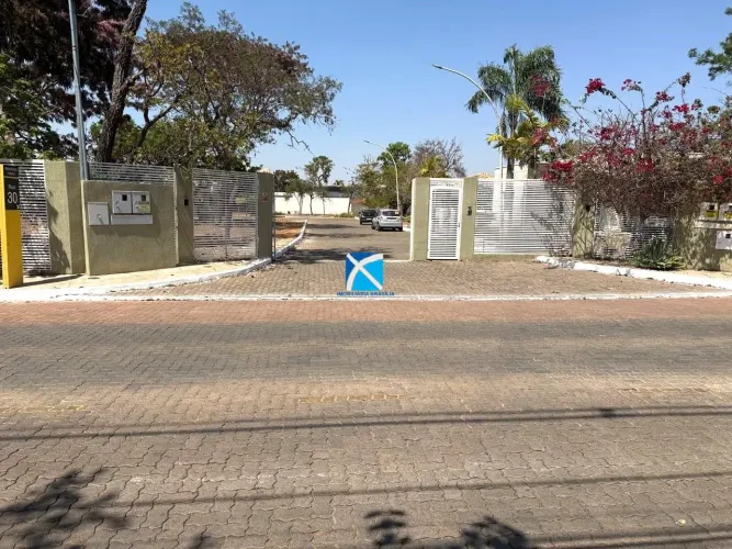MANSÕES ITAIPU LOTE 1.398,00m²