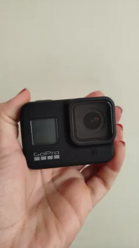 GoPro Hero 8 Black (+baterias e acessórios)