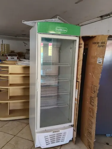 Refrigerador/Geladeira Vertical Gelopar GLDR-570 Usado em Excelente Estado