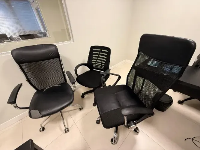 KIT C/ 3 CADEIRAS DE ESCRITÓRIO (IDEAL PARA REFORMA E REVENDA)