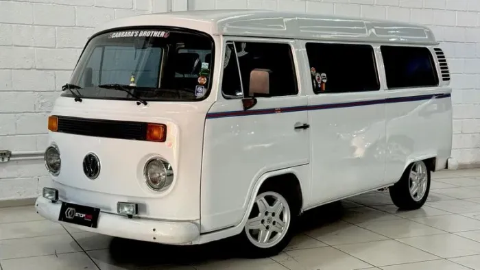 Volkswagen Kombi Standard 1.4 MI Total Flex 8V 2000