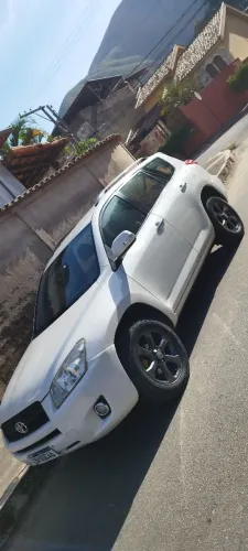 Toyota RAV4 2.4 4X2 16V 170cv Aut. 2011