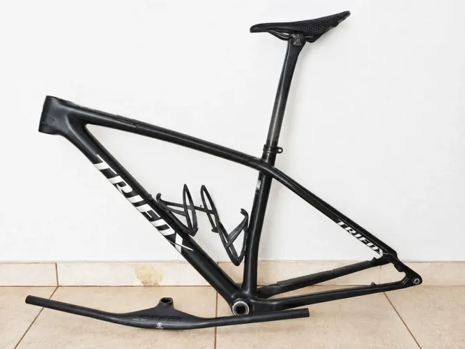 Quadro carbono MTB Trifox Tam. M
