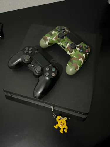 VENDO PS4 SLIM