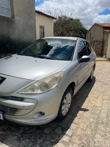 Peugeot 207 Sed. Passion XR Sport 1.4 Flex 8V 4P 2013