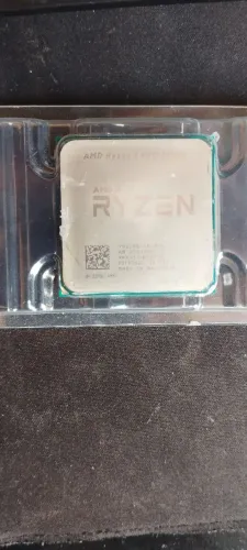Ryzen 3 2200g