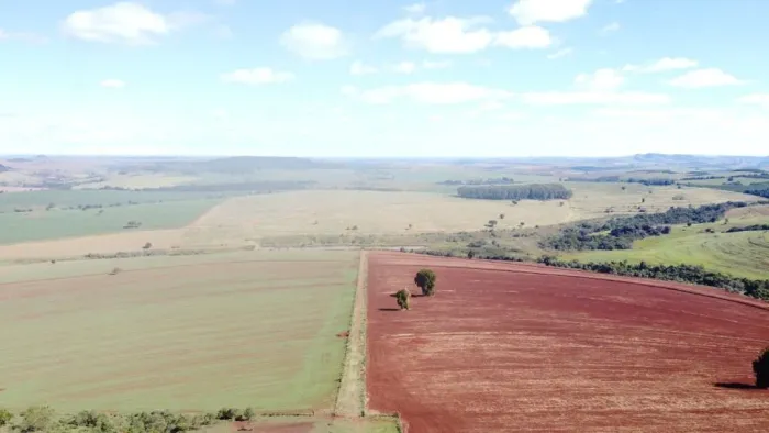 Fazenda à Venda em Taquarituba/SP
