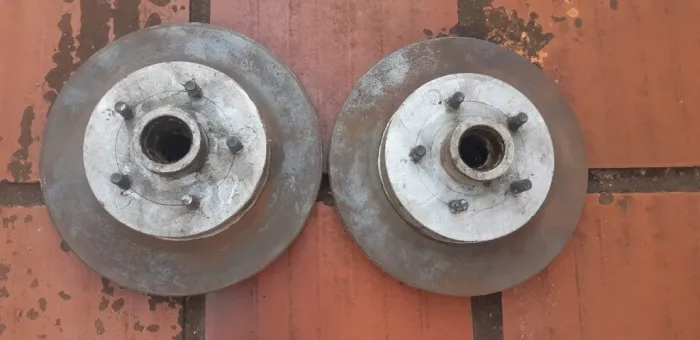 Discos de Freio F100/F1000 (Par)